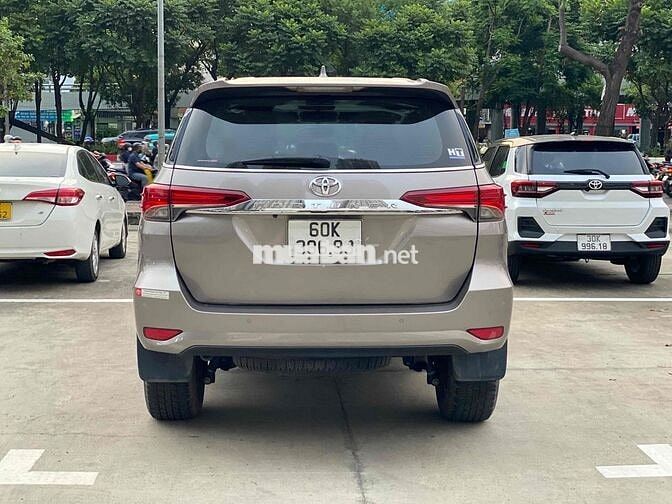 Toyota Fortuner 2.4AT 2022 Đồng