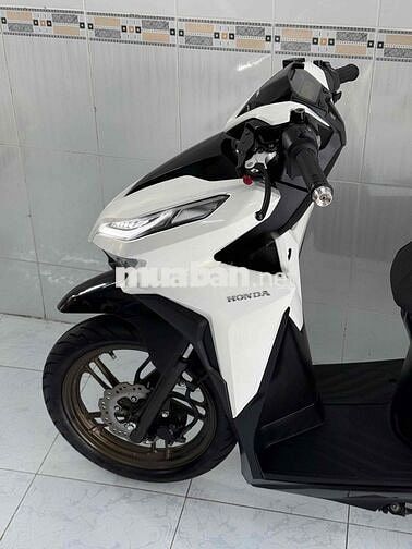 Vario 150 2019 Trắng đen 17000 km bstp chính chủ