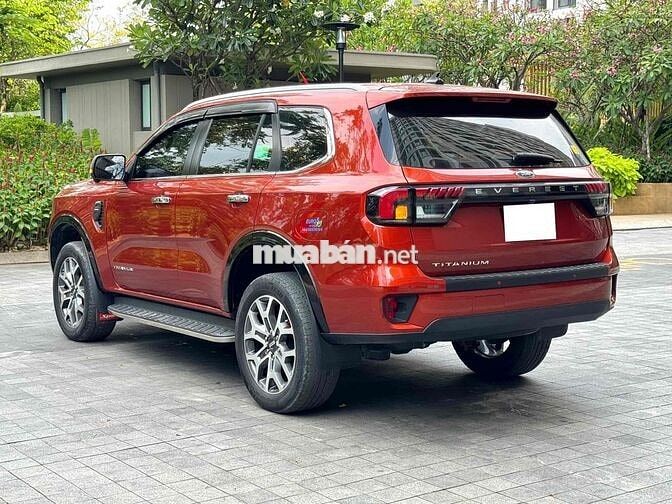Everest titanium 2023 đỏ cam - THƯƠNG LƯỢNG MẠNH