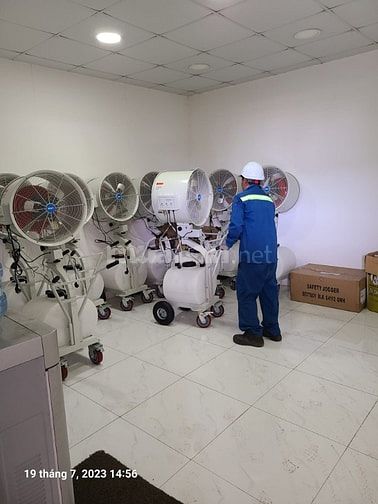 Quạt phun sương công nghiệp đẩy tay Mitsuta HW-20MC08
