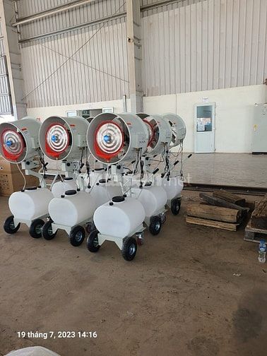 Quạt phun sương công nghiệp đẩy tay Mitsuta HW-20MC08