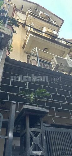 Cần cho thuê nhà phố Tôn Thất Tùng, Q. Đống Đa, Hà nội