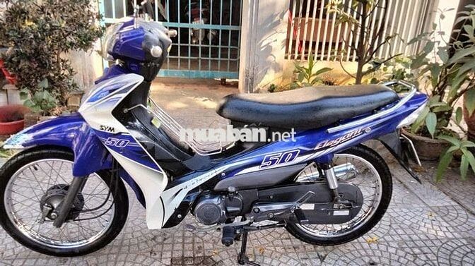 SYM Elegant 50 Xanh trắng