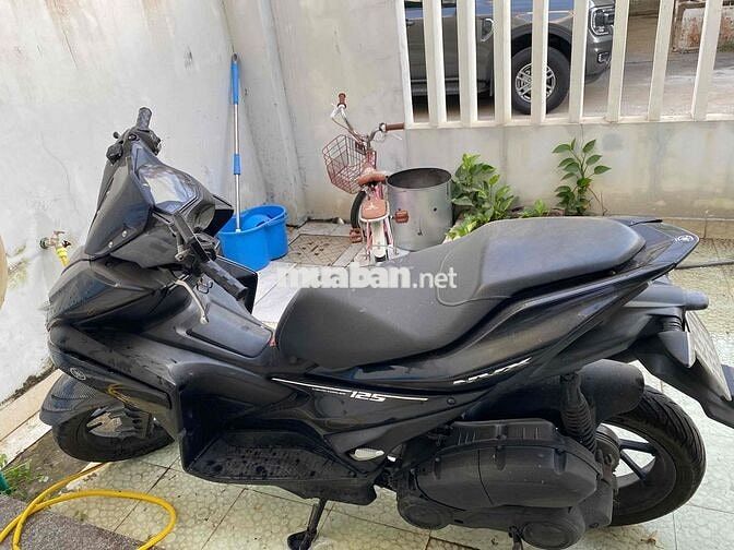 Yamaha NVX 125 Đen