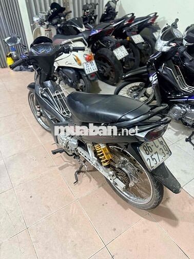 Yamaha Sirius màu Đen