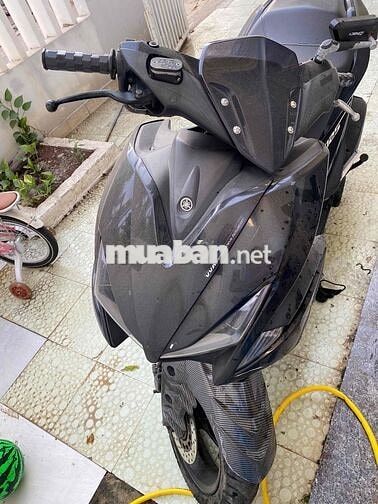 Yamaha NVX 125 Đen