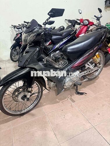 Yamaha Sirius màu Đen