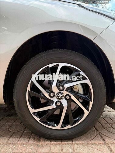Toyota Vios G 2022 9.800 km Vàng cát