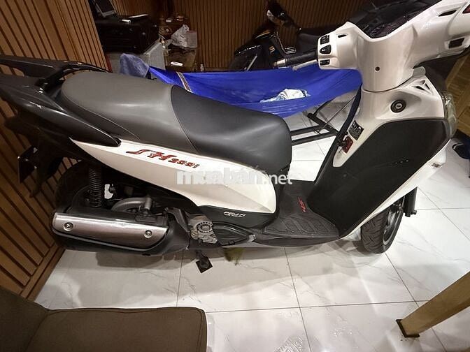 Lốp xe máy Continental Đen