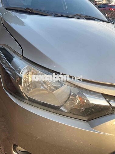 Toyota Vios 2017 E Vàng cát