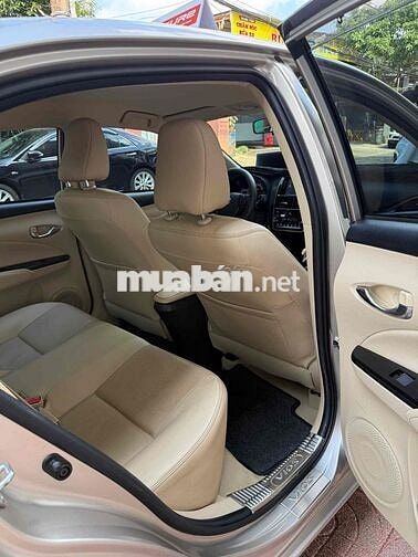 Toyota Vios G 2022 9.000 km Nâu vàng