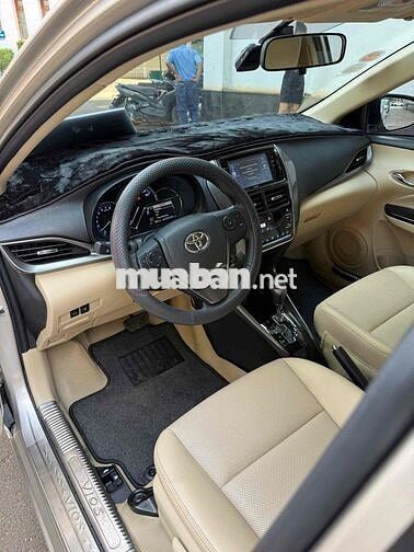Toyota Vios G 2022 9.000 km Nâu vàng