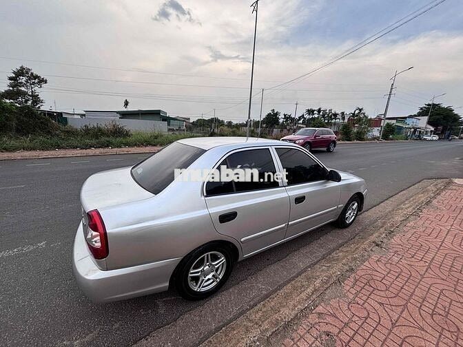 Hyundai Verna 2009 Số sàn Bạc