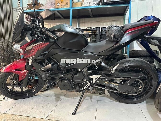 Kawasaki Z400 Đỏ đen Côn tay