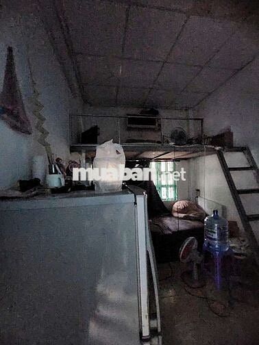 NHÀ CẤP 4 SÂN VƯỜN RỘNG RÃI ĐƯỜNG XE TẢI
