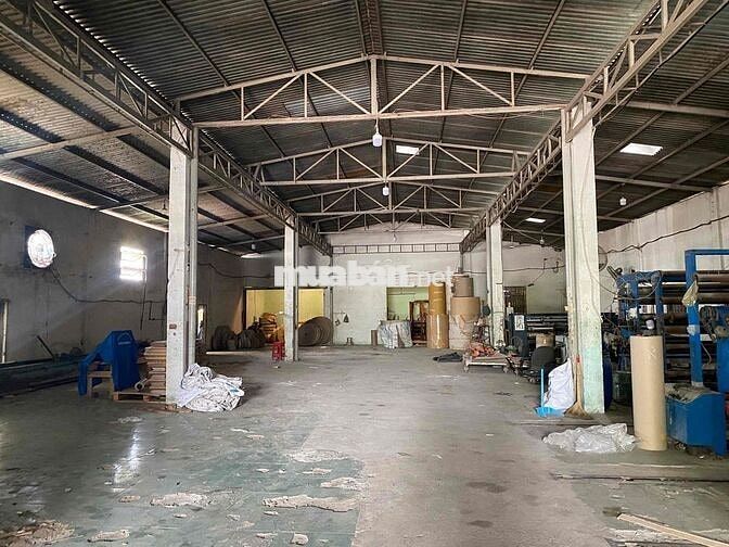 cho thuê kho xưởng 600m2 đường lớn