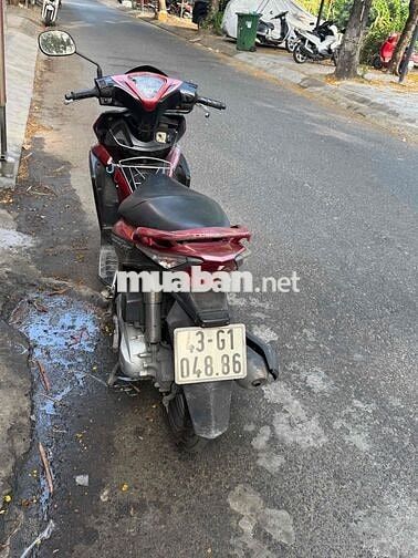 Honda Air Blade Đỏ đen Đầu bò