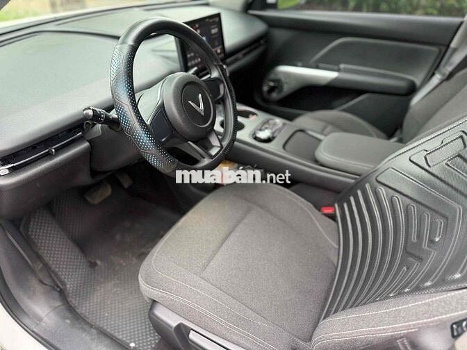 Xe điện VinFast Limo Green 2025