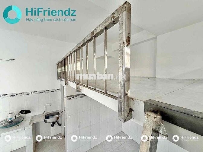 PHÒNG DUPLEX BAN CÔNG SIÊU THOÁNG NGAY KHU TÊN LỬA