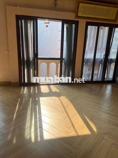 Cho thuê nhà Phúc Lợi, Long Biên, 55m, 3PN. Gara ô tô, full nội thất