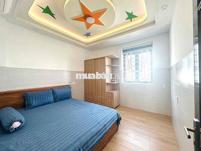 CHO THUÊ NHÀ GÓI 7 MỸ GIA ĐỐI DIỆN SÂN BANH, NHÀ MỚI GIÁ 25TR/THÁNG