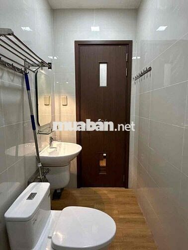 1PN- 1WC ban công lớn tách bếp gần cầu Tham Lương Trường Chinh