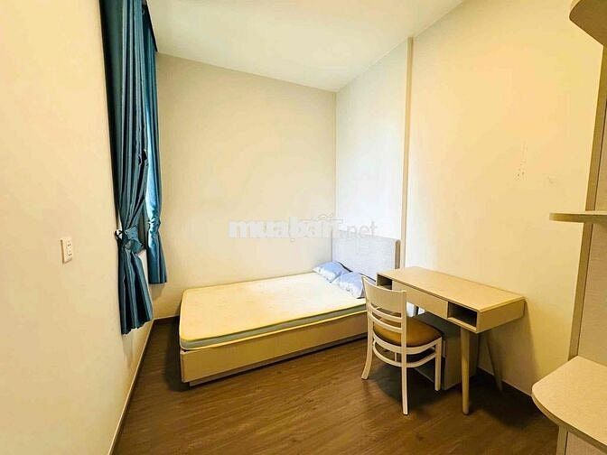 Căn góc 3 Phòng ngủ ; Đầy đủ nội thất như hình. LH Xem nhà gặp Hương