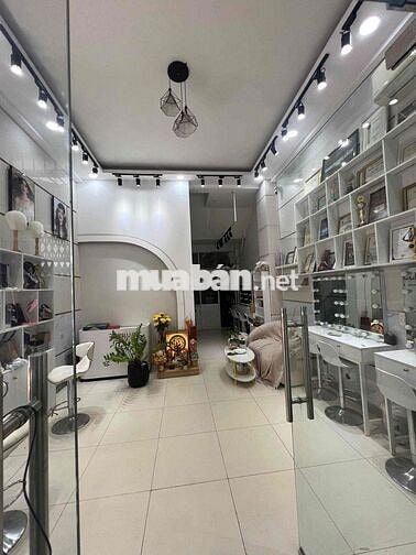 cho thuê nhà hẻm tải ni sư huỳnh liên tb. DT: 4m5 x 15m 2 lầu giá 16tr