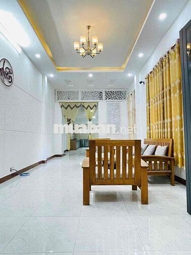 CHO THUÊ NHÀ MẶT TIỀN kinh doanh ĐƯỜNG NGUYỄN THỊ TỒN.