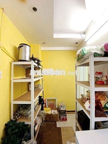 SANG NHƯỢNG QUÁN Ở TRUNG TÂM PHÚ NHUẬN (Sát bên 3 trường học và văn ph