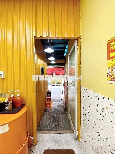 SANG NHƯỢNG QUÁN Ở TRUNG TÂM PHÚ NHUẬN (Sát bên 3 trường học và văn ph