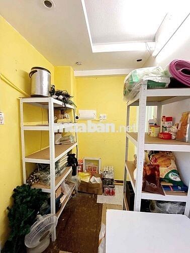 SANG NHƯỢNG QUÁN Ở TRUNG TÂM PHÚ NHUẬN (Sát bên 3 trường học và văn ph