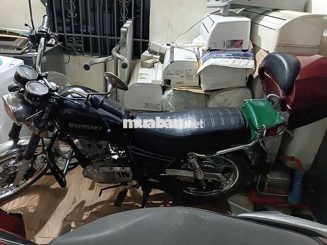 Suzuki GN 125 màu Đen