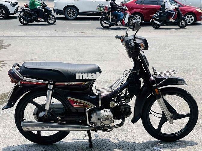 Honda Dream Thái màu Nâu