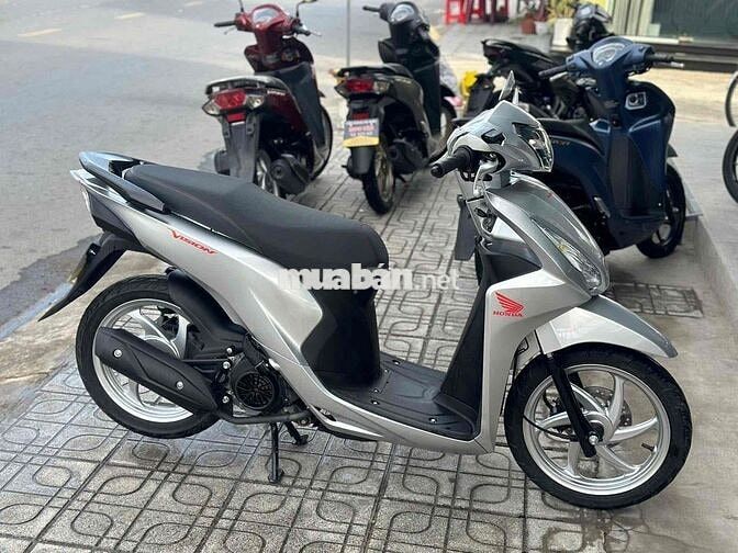 Honda Vision 2019 màu Bạc