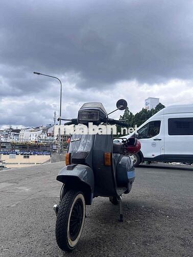 Piaggio Vespa 2 thì 150cc Xám
