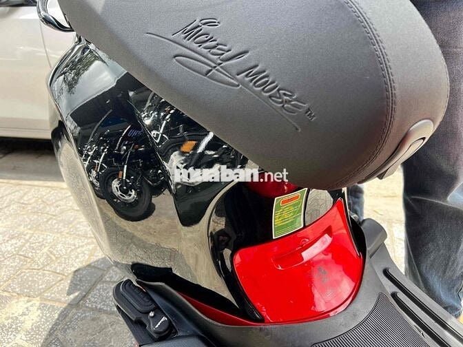 Vespa Primavera Disney Mickey Mouse 2025 Đồng Moto