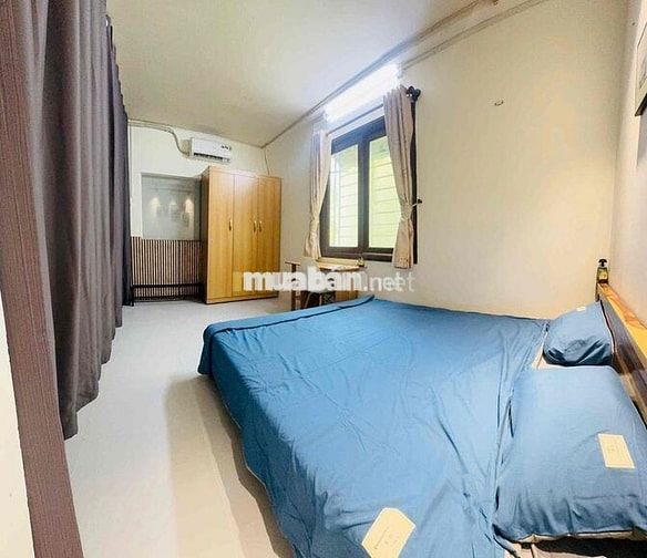2 phòng ngủ ở lầu 2 nhà mặt tiền LÊ QUANG ĐỊNH.đê được 8 xe máy