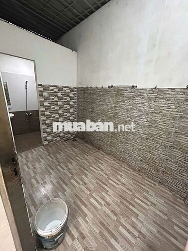 Cho thuê nhà CC, hẻm 8m Tô Ngọc Vân, Q12. 5x20, 3 Tầng, 14.5tr/th