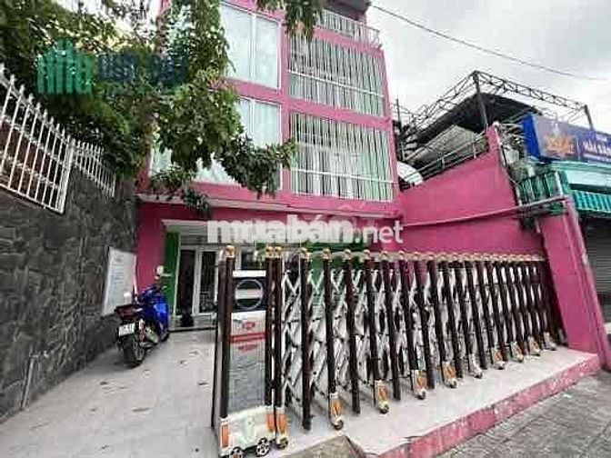 2 phòng ngủ ở lầu 2 nhà mặt tiền LÊ QUANG ĐỊNH.đê được 8 xe máy