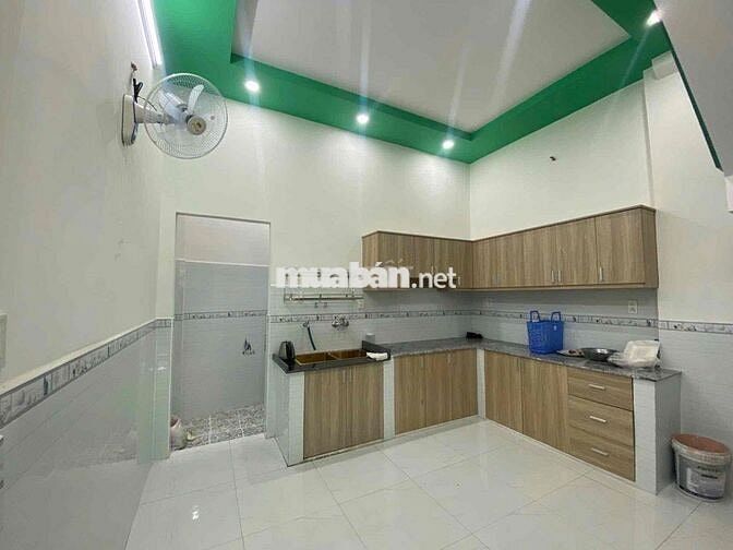 NHÀ [ 4 x 15] 2 lầu + ST ( 3PN,2WC) .OTO NGỦ TRONG NHÀ,Đ. MÃ LÒ