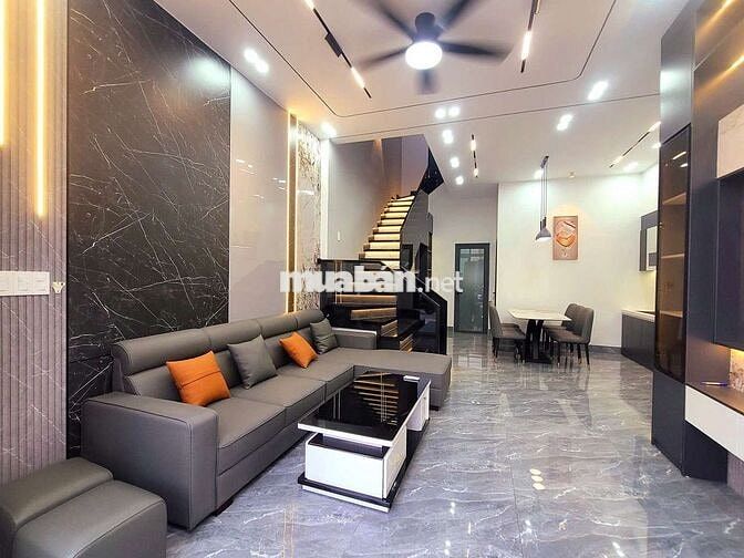 Bán nhà kiệt 218 hoàng văn thái 2 tầng
