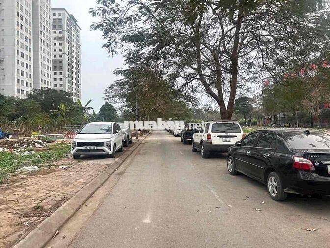 Đất đấu giá Tái định cư Kiến Hưng 90m mt8.2m vỉa hè ô tô, KD,an sinh,đ