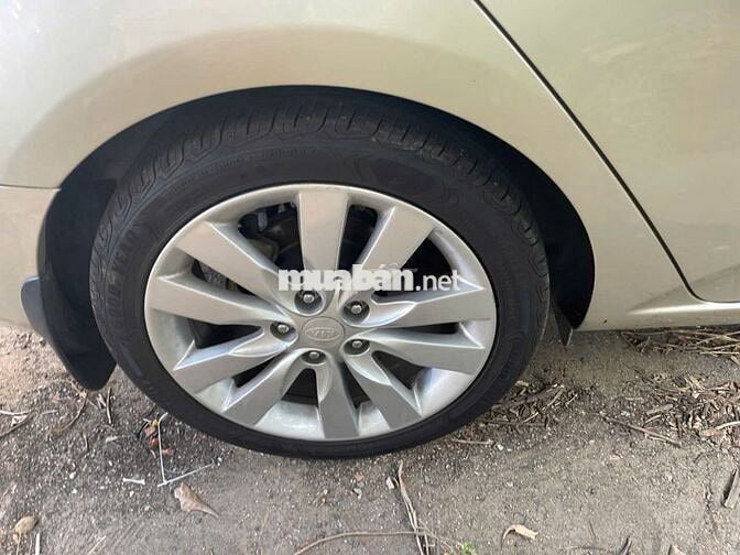 Kia Forte 2012 1.6 AT 45000 km