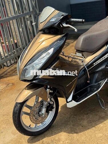 Honda Air Blade 125 Vàng đồng Zin