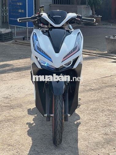 Honda Vario 150 Trắng đen Đã qua sử dụng
