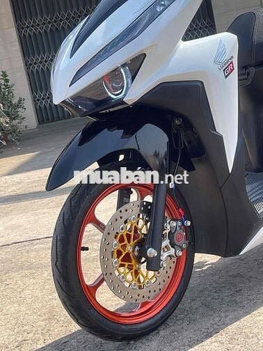 Honda Vario 150 Trắng đen Đã qua sử dụng