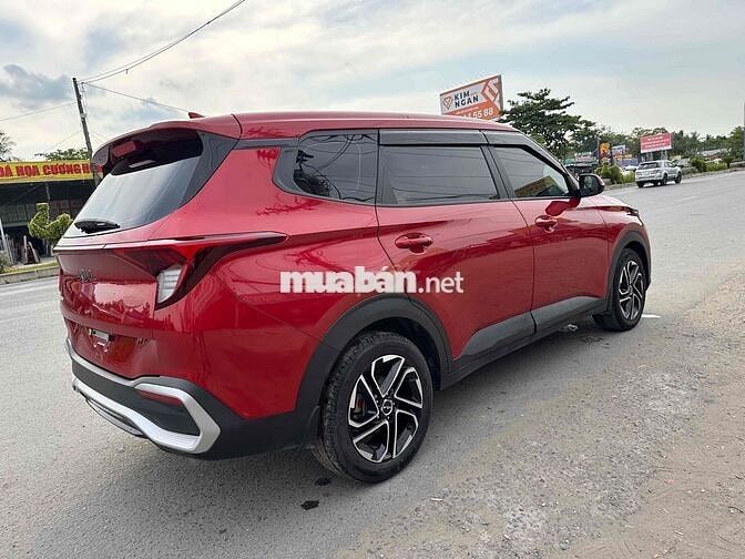 Kia Carens Đỏ 7 chỗ Số sàn