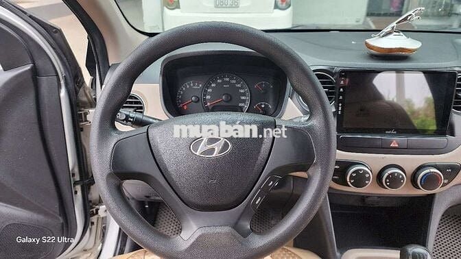 Hyundai i10 2016 Bạc Số sàn