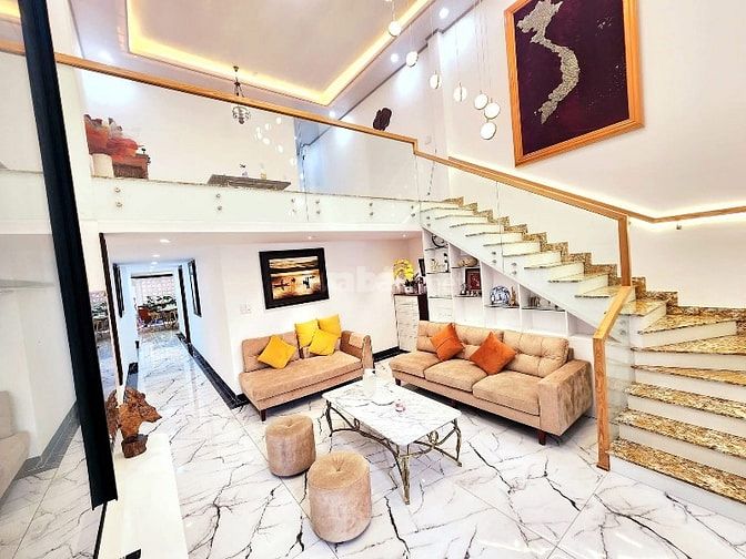 ✨ NHÀ ĐẸP - GIÁ TỐT - VỊ TRÍ ĐẮC ĐỊA – CHỈ 5TỶ4 CÓ NGAY NHÀ Q1🔥🔥🔥